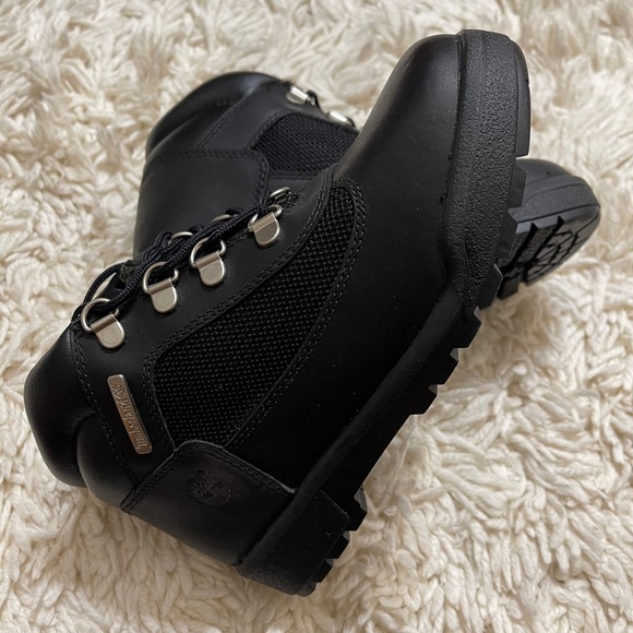 Children’s Timberland Field Boots Sz. 2 - Picture 1 of 10